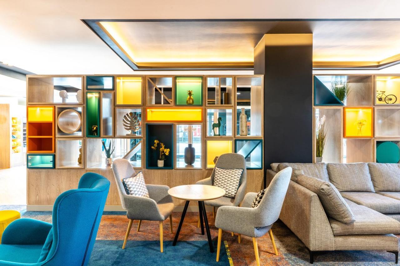 Holiday Inn Stevenage By Ihg Kültér fotó