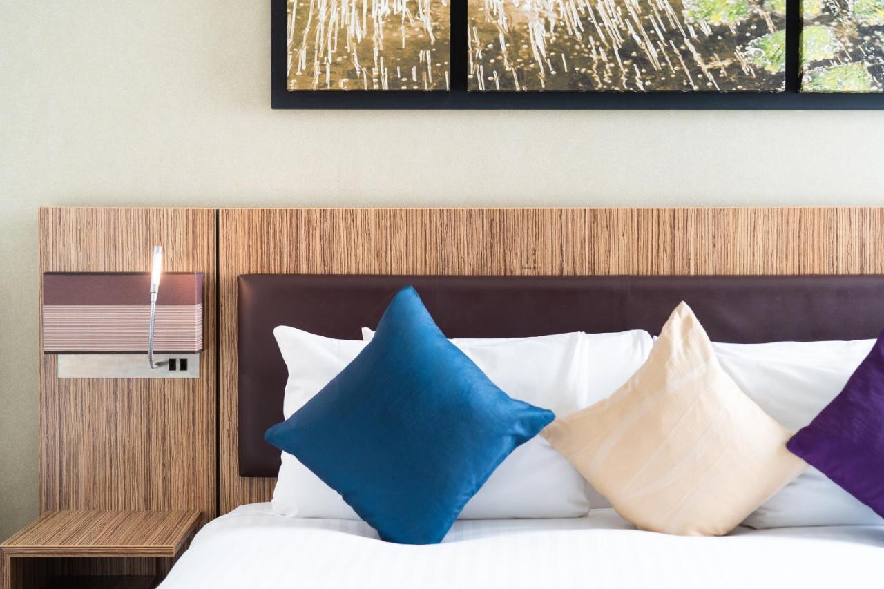 Holiday Inn Stevenage By Ihg Kültér fotó
