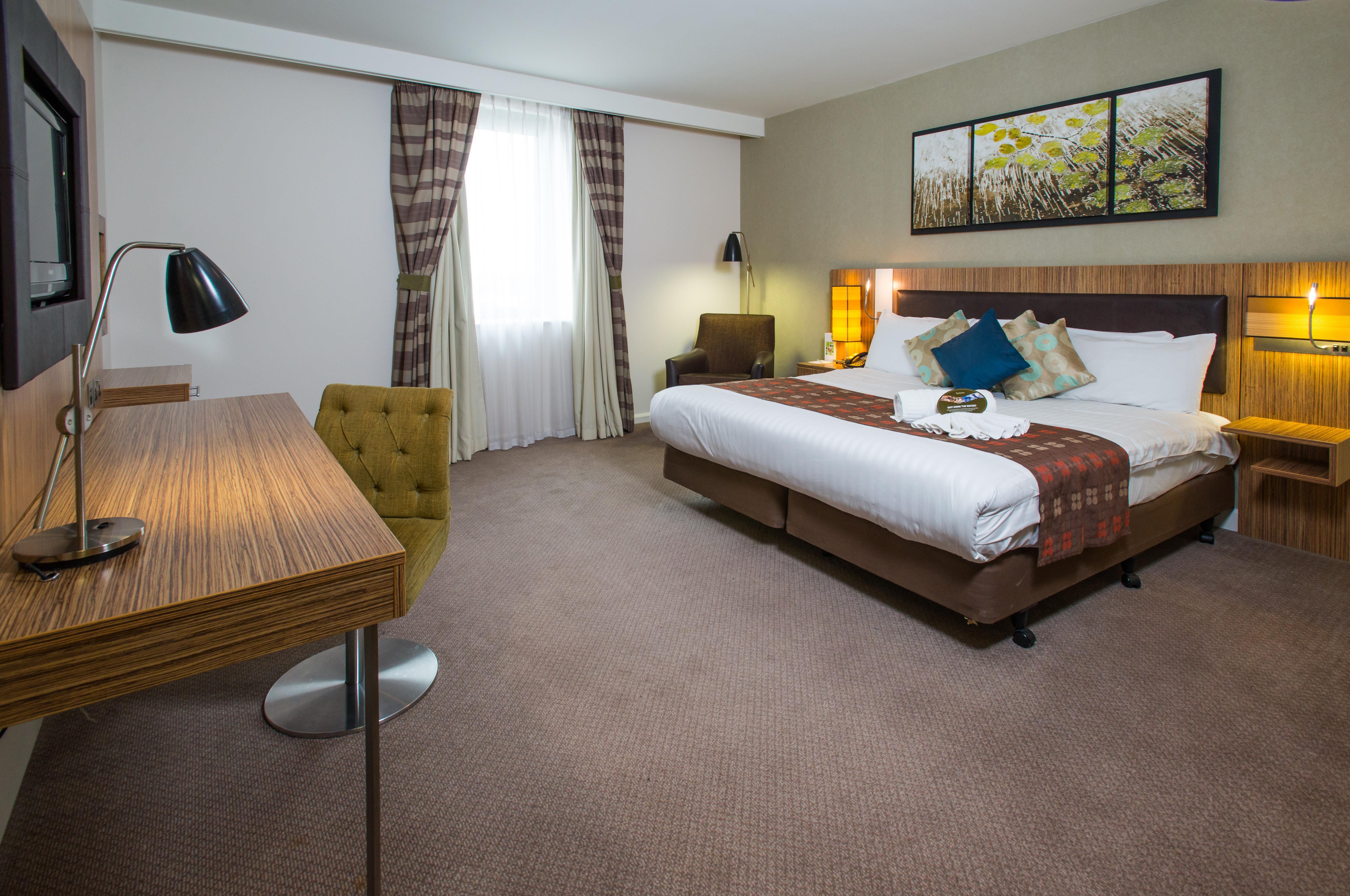Holiday Inn Stevenage By Ihg Kültér fotó