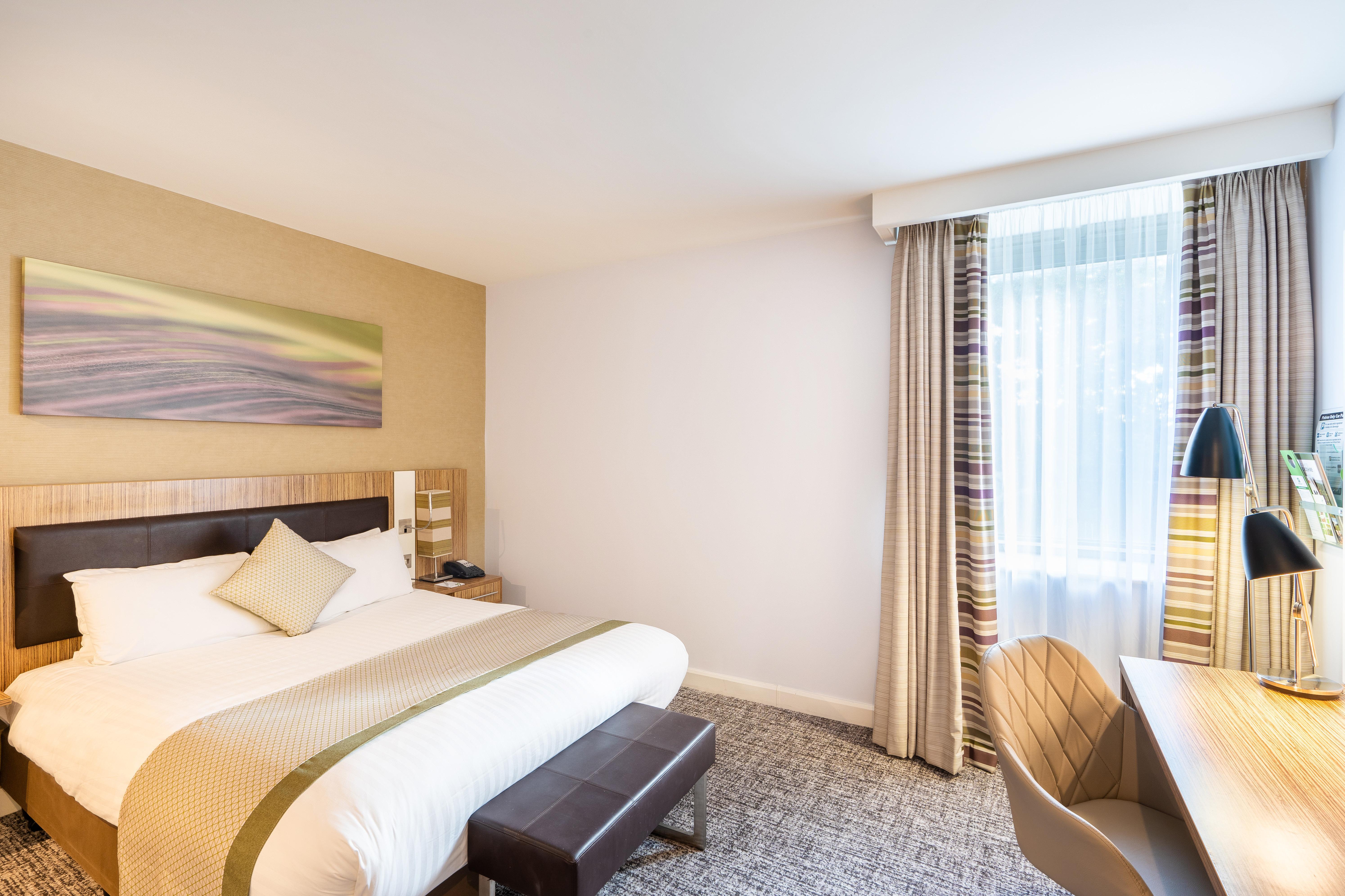 Holiday Inn Stevenage By Ihg Kültér fotó