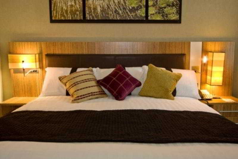 Holiday Inn Stevenage By Ihg Kültér fotó